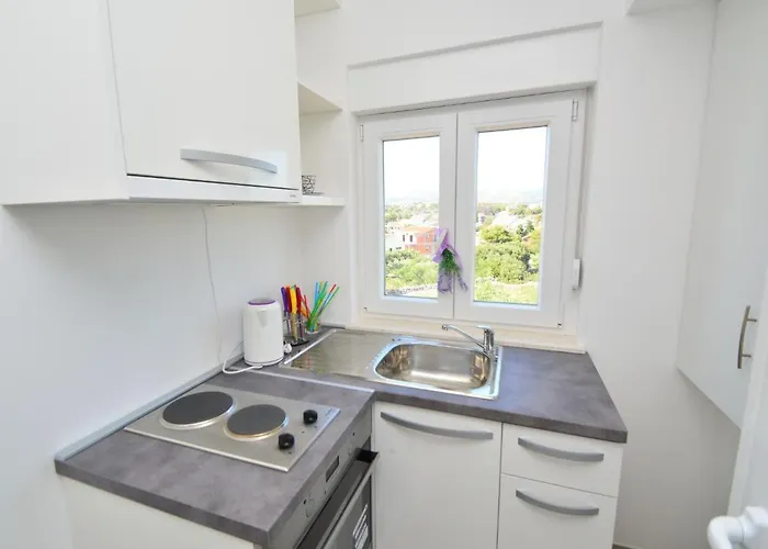 Sun Seeker-2 By Interhome Apartman *