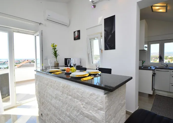 Sun Seeker-2 By Interhome Apartman *